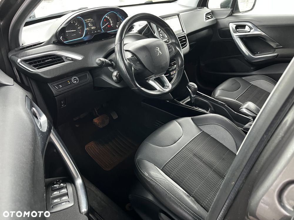 Peugeot 2008 PureTech 110 Stop&Start EAT6 Allure - 16