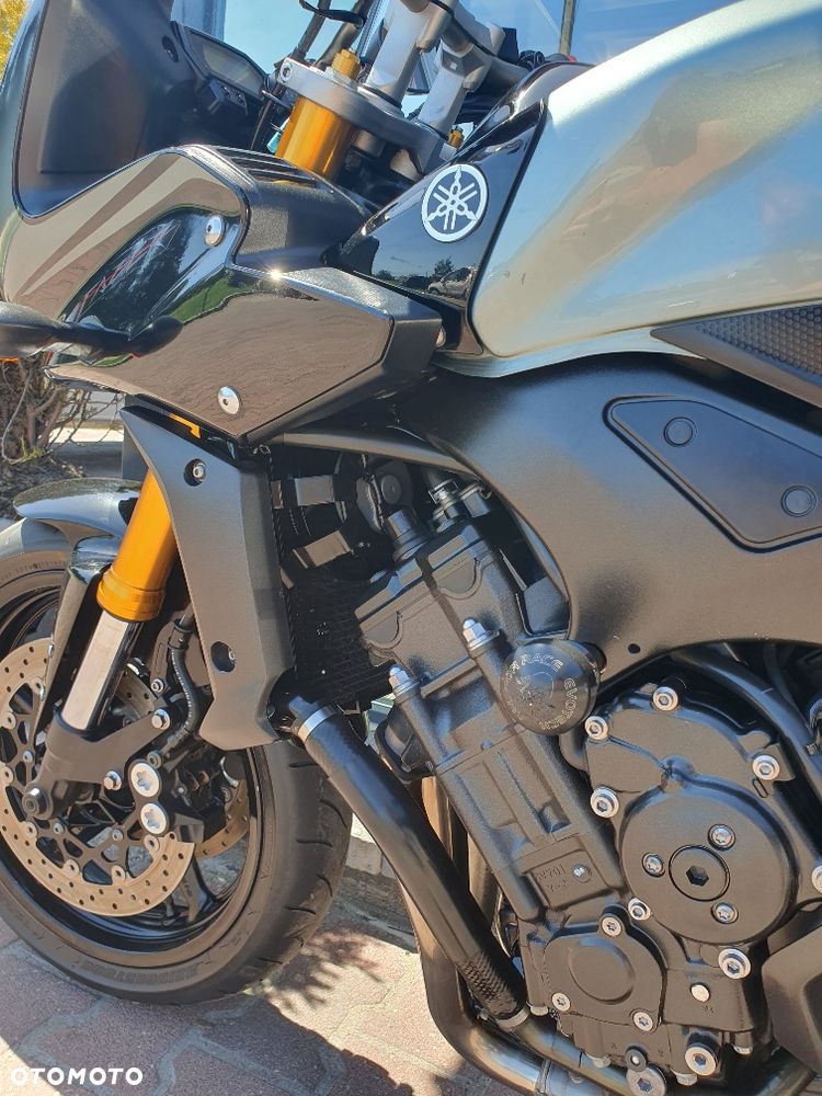 Yamaha FZ - 15