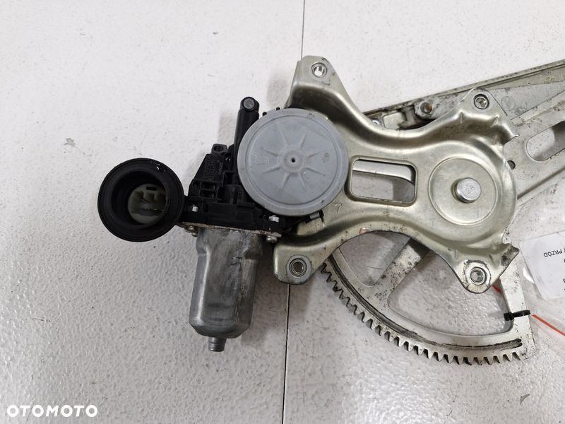 TOYOTA PRIUS 2 II PODNOŚNIK MECHANIZM SZYBY LEWY PRZÓD PRZEDNI SILNICZEK - 4