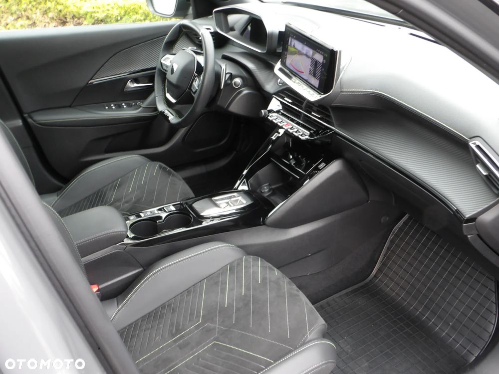 Peugeot 2008 1.2 PureTech GT S&S EAT8 - 13