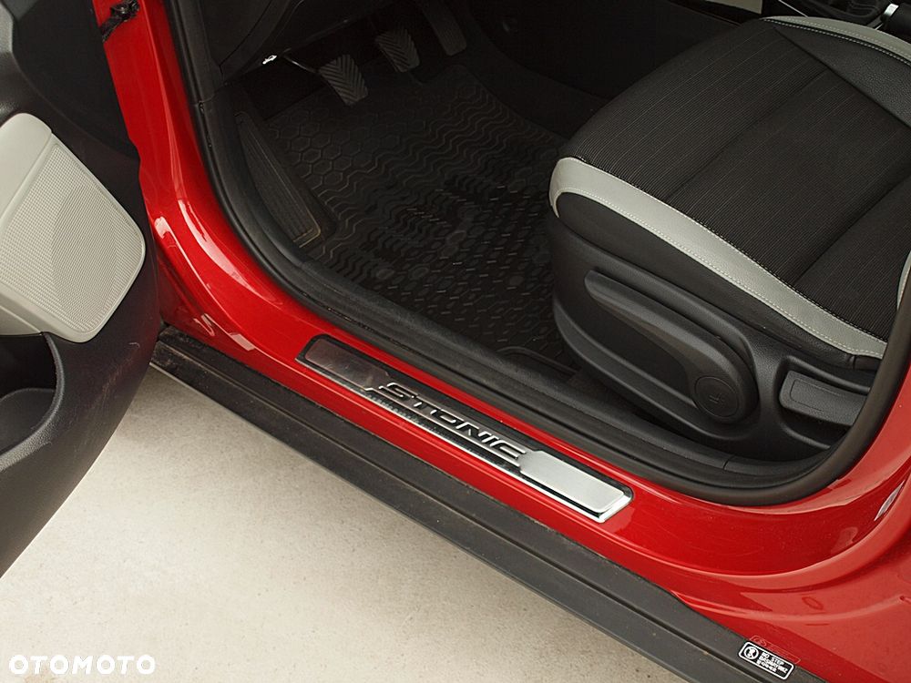 Kia Stonic 1.0 T-GDI 120 Platinum Edition - 30