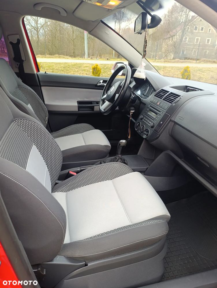 Volkswagen Polo Cross - 14