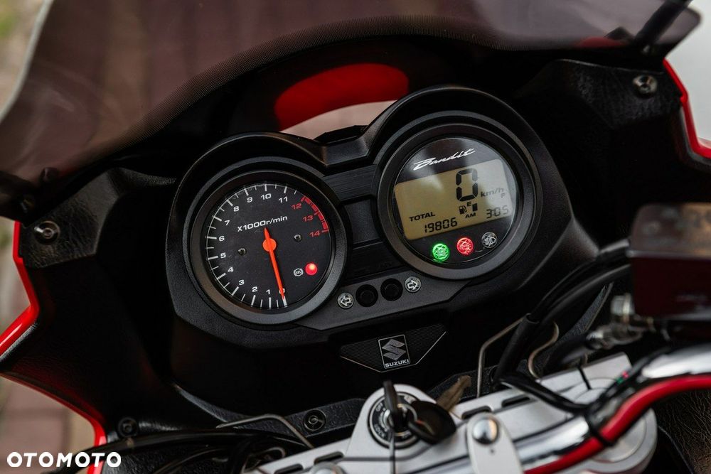 Suzuki Bandit - 8