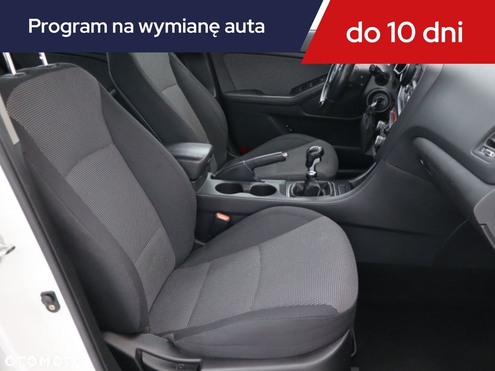 Kia Optima - 11