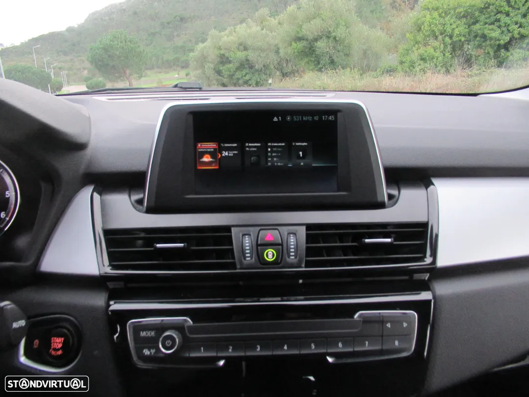 BMW 216 Active Tourer d Advantage - 25