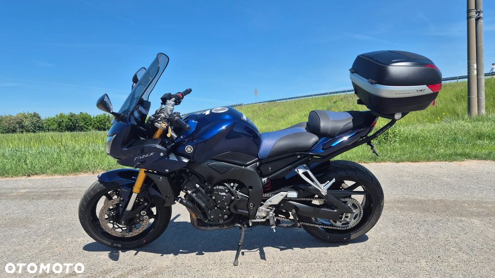 Yamaha FZ - 12