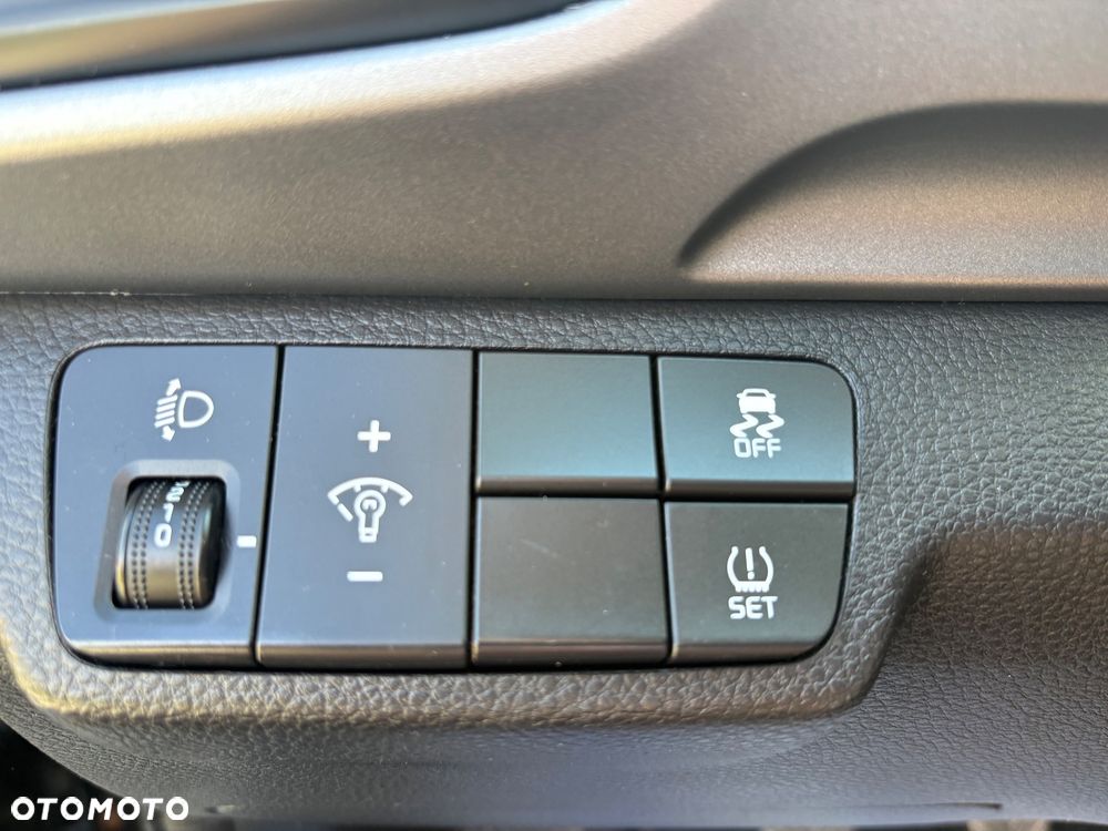 Kia Stonic - 27