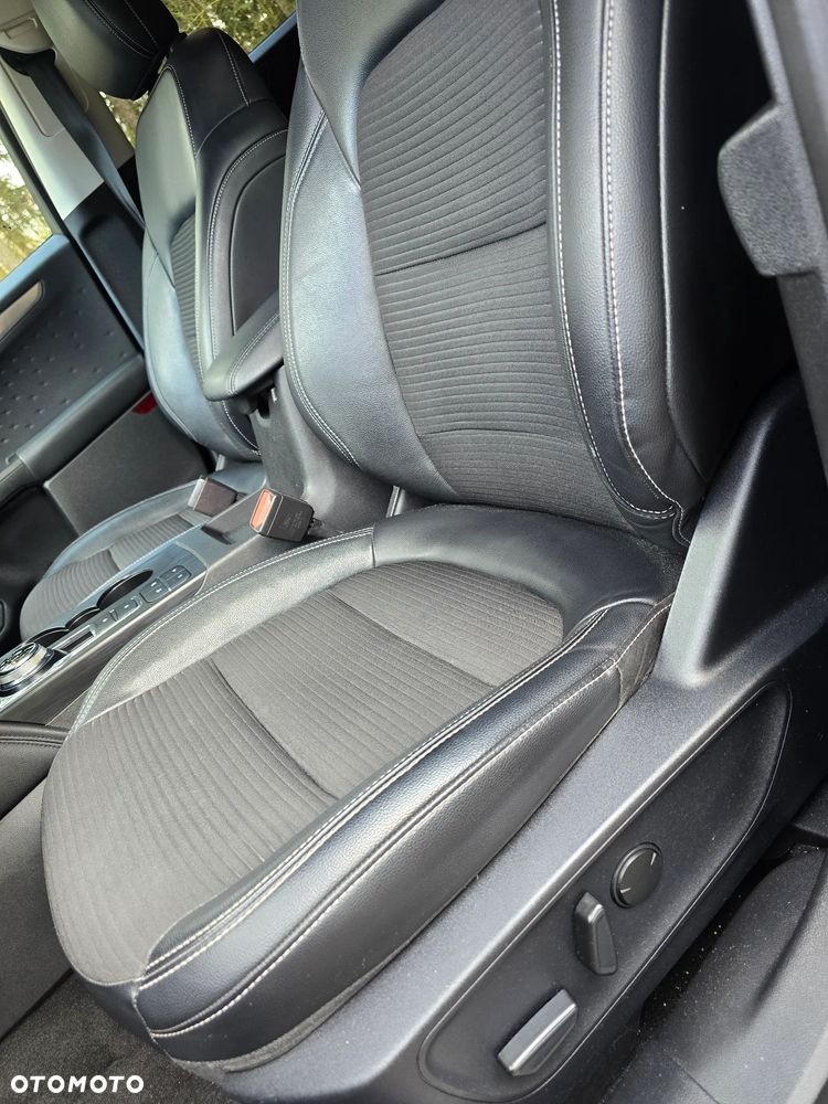 Ford Kuga 2.0 EcoBlue 4x4 TITANIUM X - 13