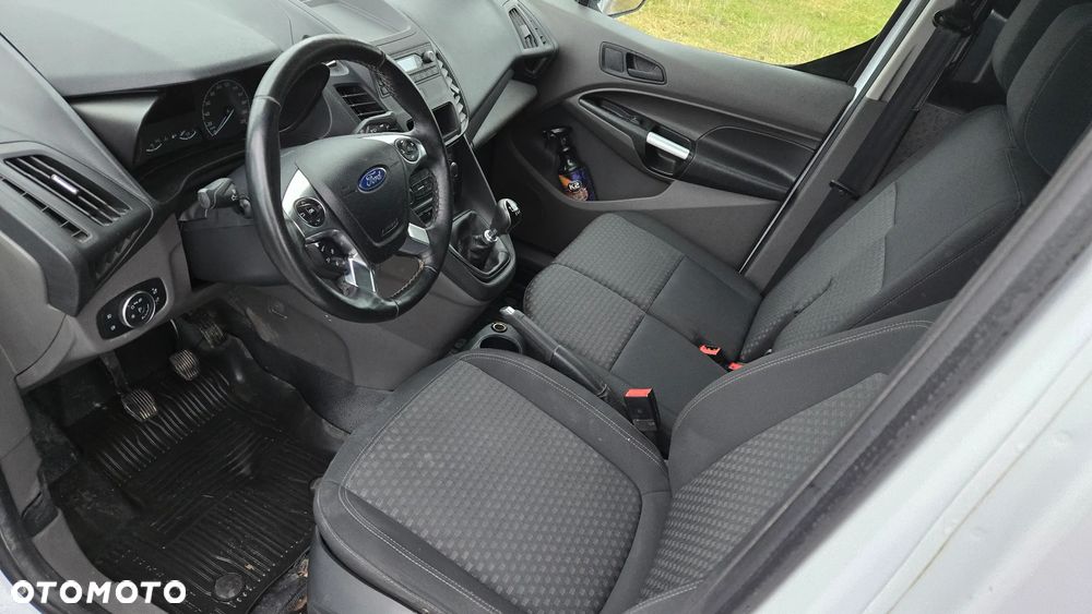 Ford Transit Connect - 10