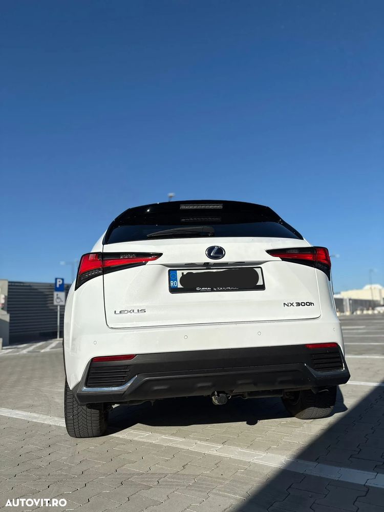 Lexus Seria NX 300h AWD F Sport - 3