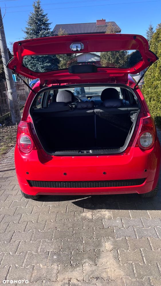 Chevrolet Aveo 1.2 16V Base - 5