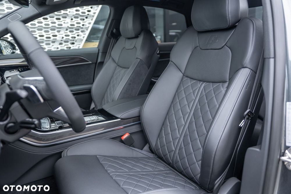 Audi A8 - 13