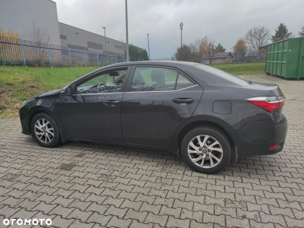 Toyota Corolla 1.6 Comfort - 11