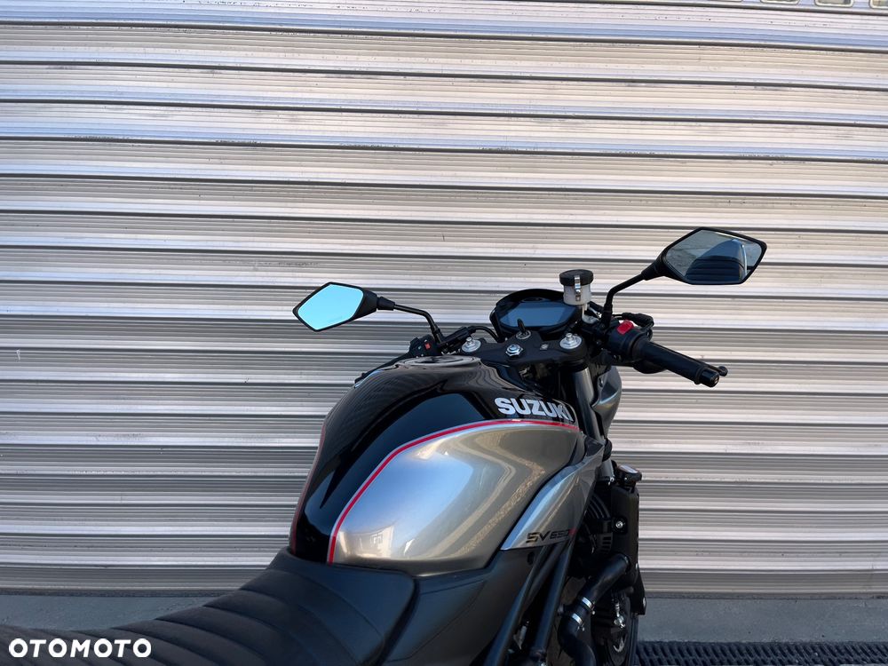 Suzuki SV - 33