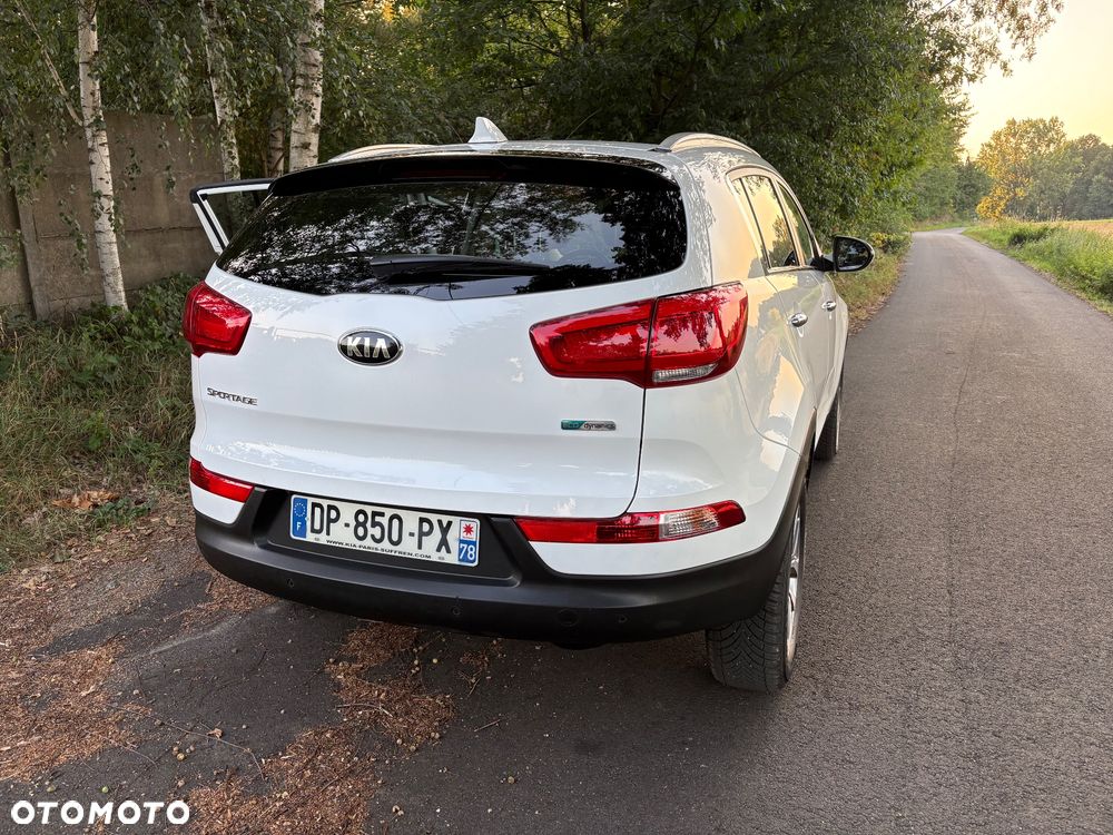 Kia Sportage 1.6 GDI 2WD Dream-Team Edition - 4