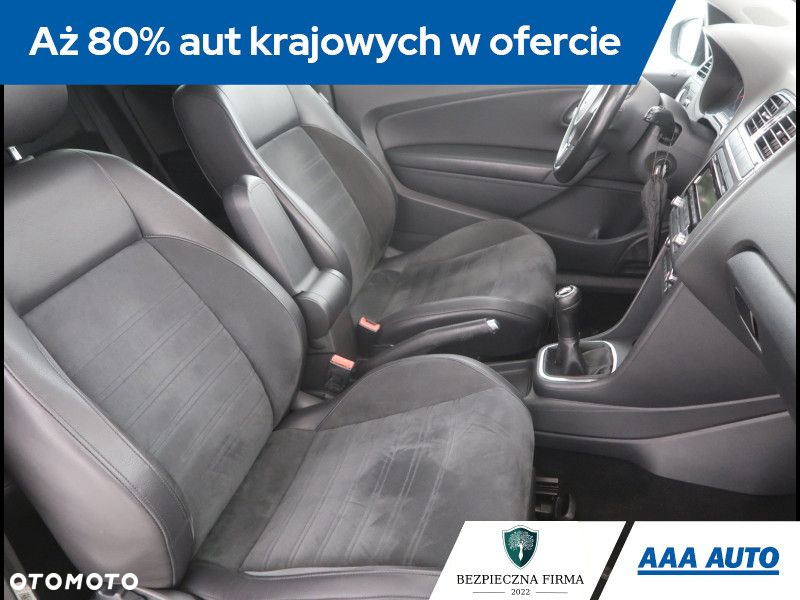 Volkswagen Polo - 10