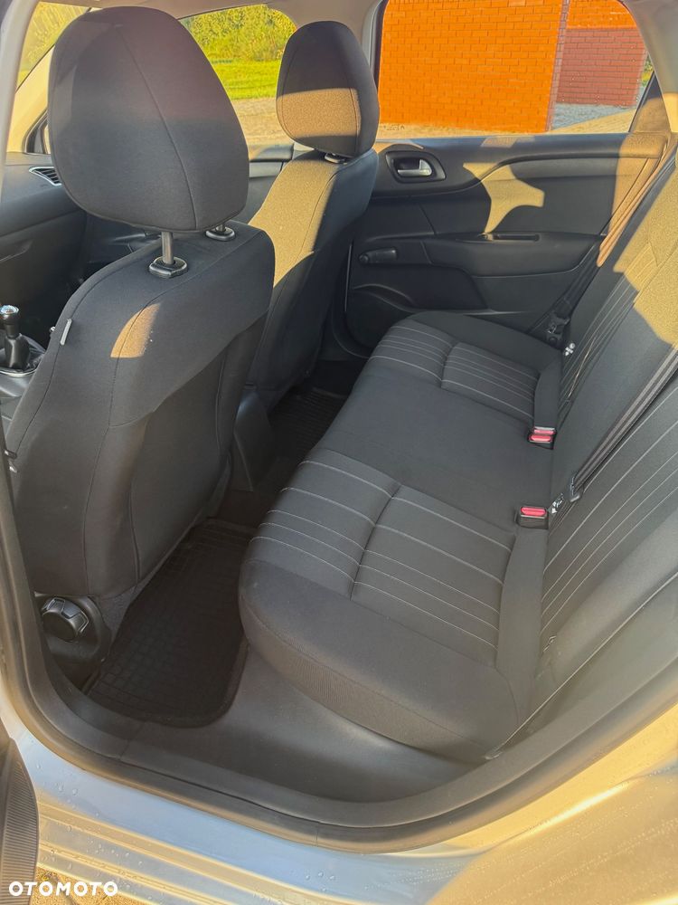 Citroën C4 HDi 90 Attraction - 14
