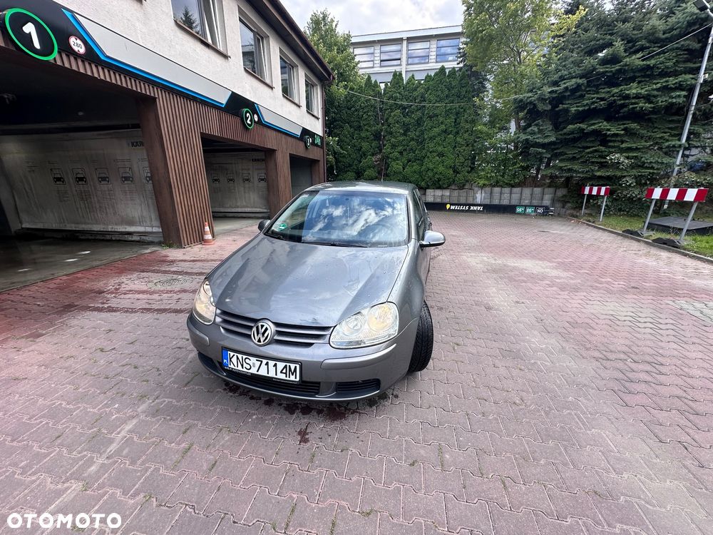 Volkswagen Golf V 1.9 TDI Trendline - 2