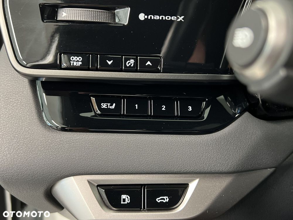 Lexus RX 450h+ Prestige - 33