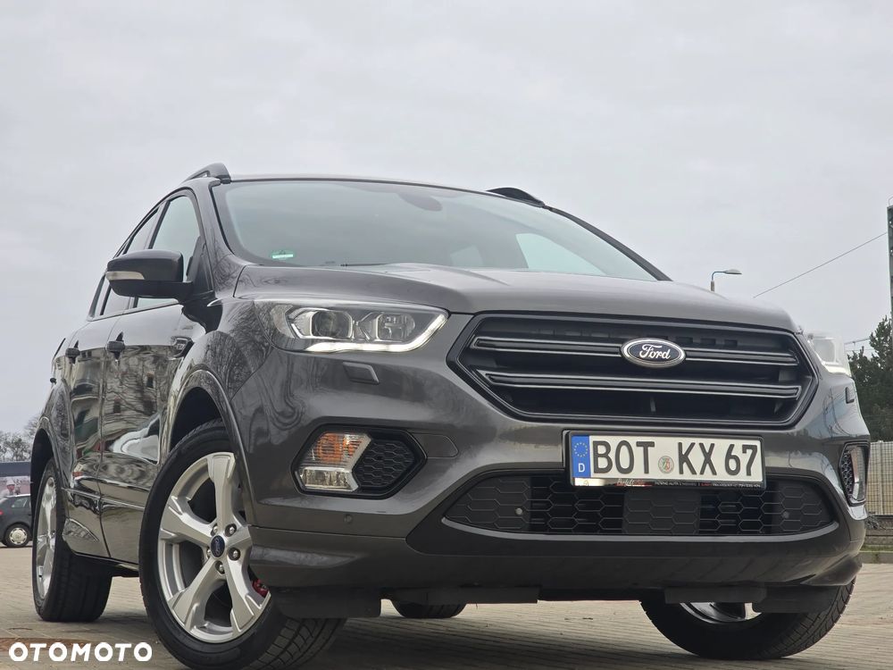 Ford Kuga 2.0 TDCi 4x4 ST-Line - 35