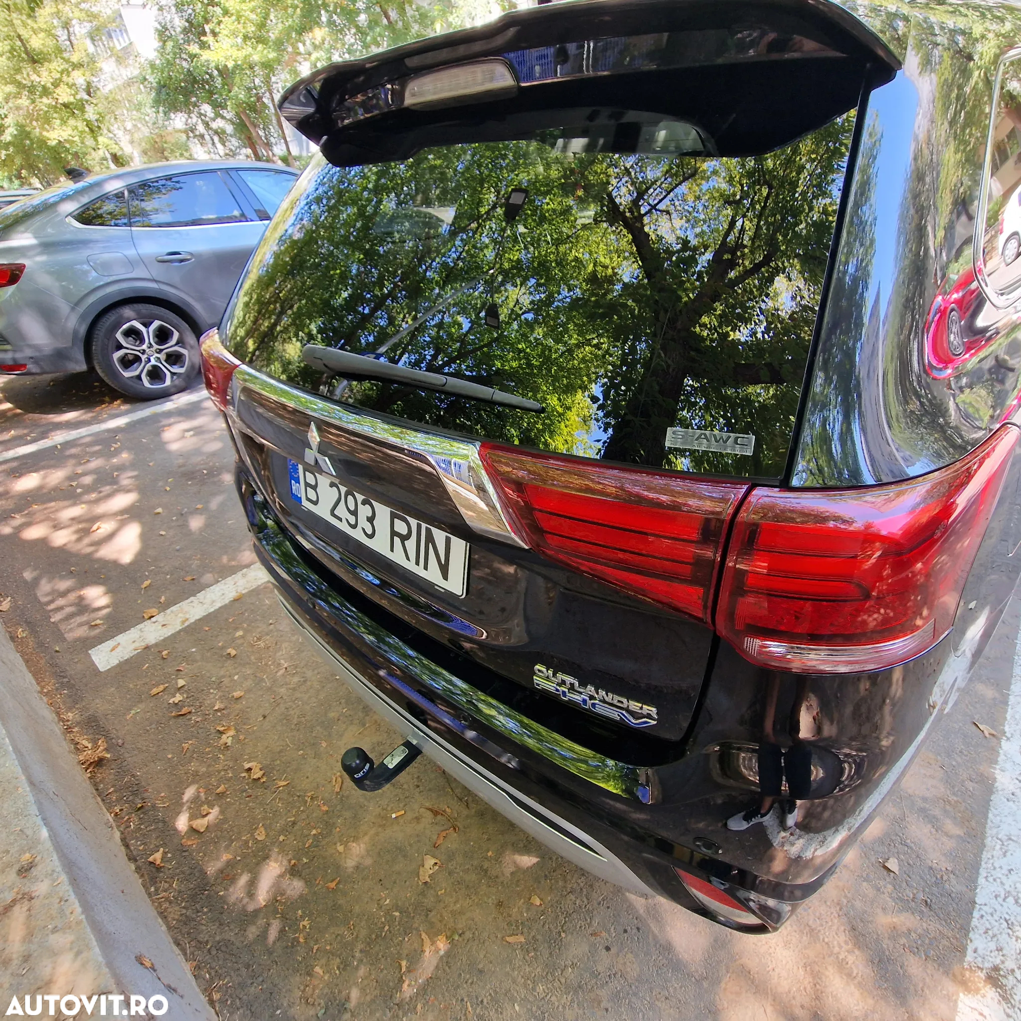 Mitsubishi Outlander PHEV 2.4 L 4X4 Intense - 6