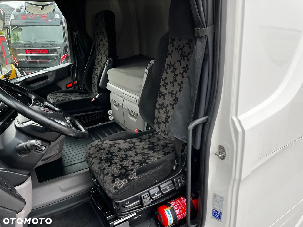 Scania R450 SPROWADZONA Z FRANCJI  SERWISOWANA  DWA ZBIORNIKI PALIWA - 13