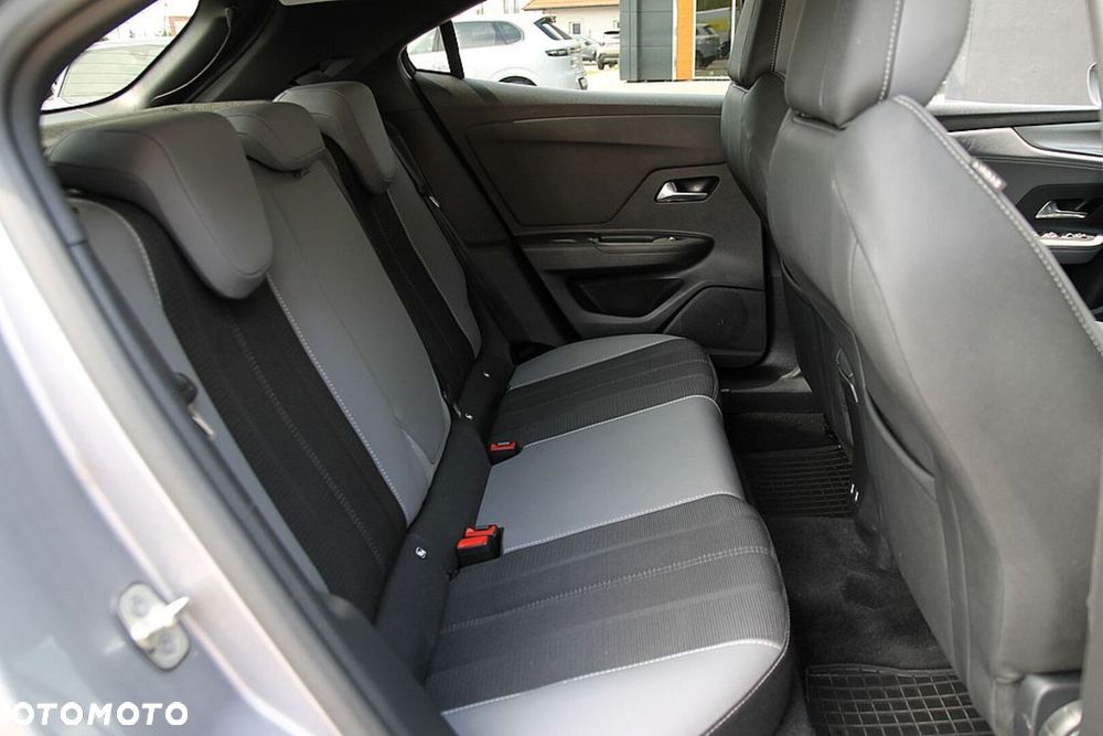 Opel Mokka 50kWh Elegance - 26