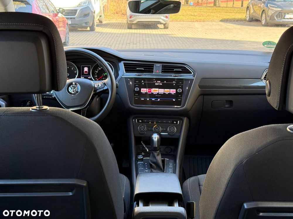 Volkswagen Tiguan - 8