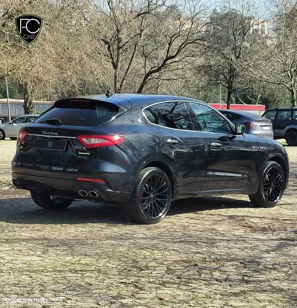 Maserati Levante 3.0 V6 - 3
