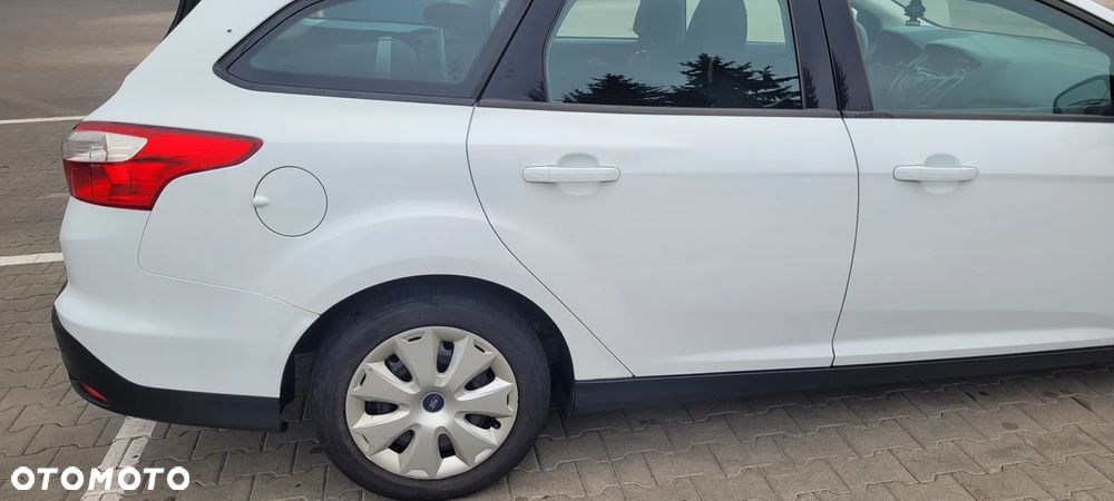 Ford Focus 1.6 TDCi Edition - 34