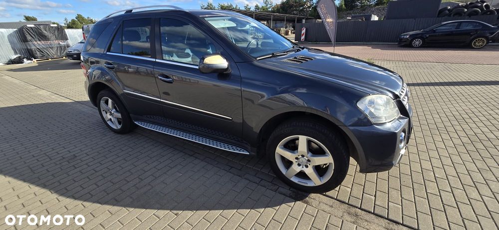 Mercedes-Benz ML 500 4-Matic - 5
