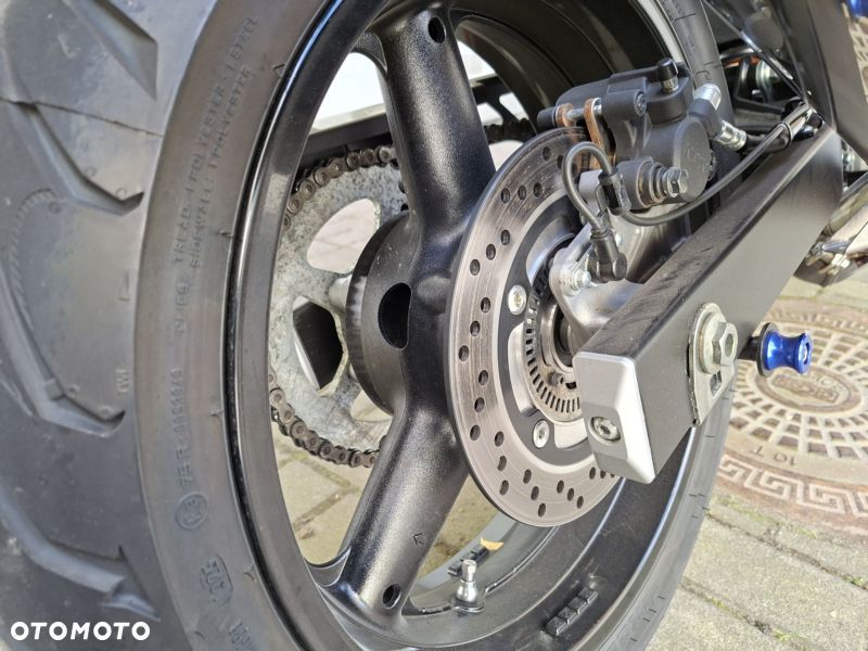 Suzuki GSX - 9