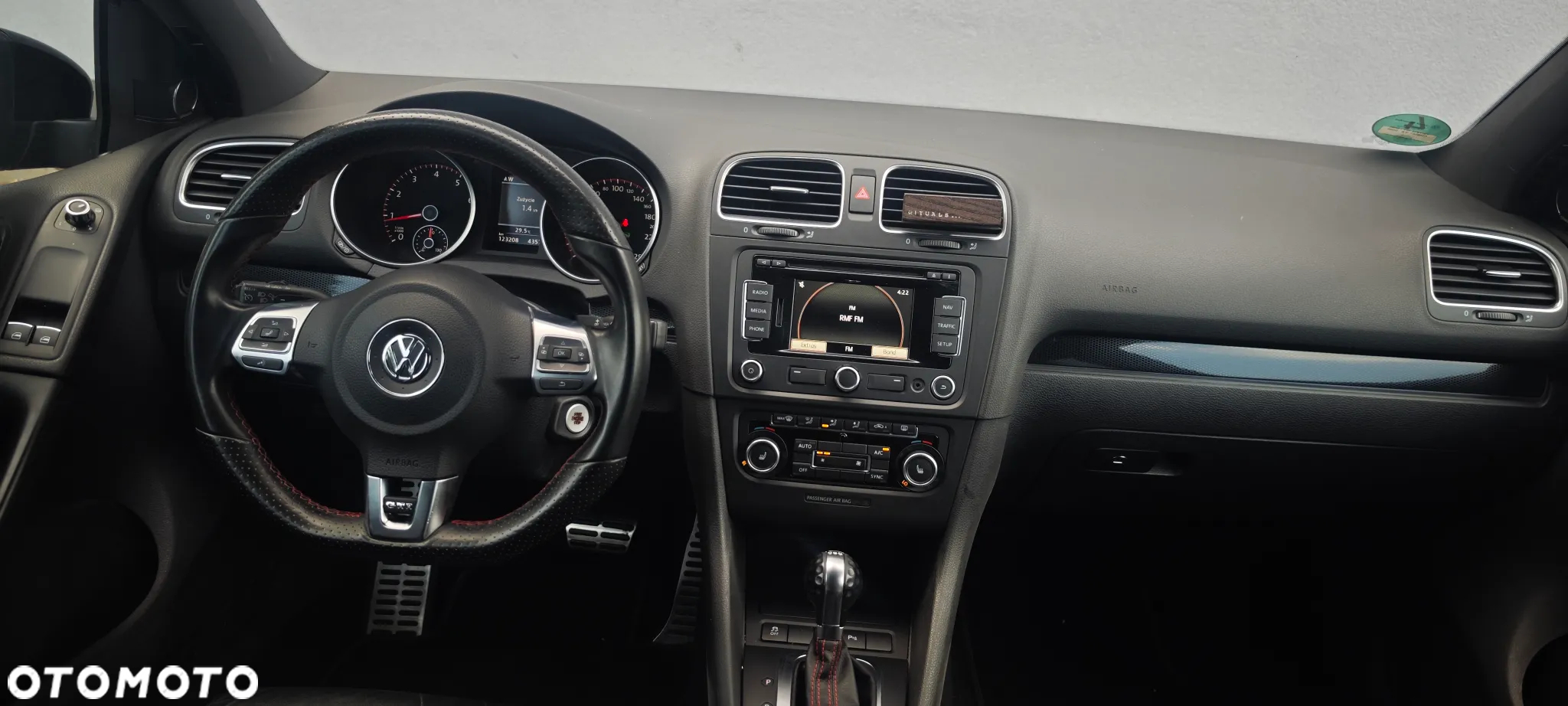 Volkswagen Golf 2.0 GTI DSG Edition 35 - 6