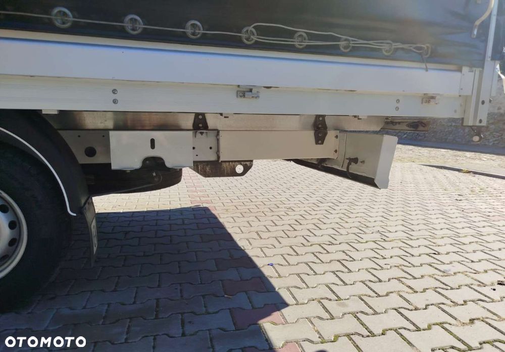 Renault Master - 32