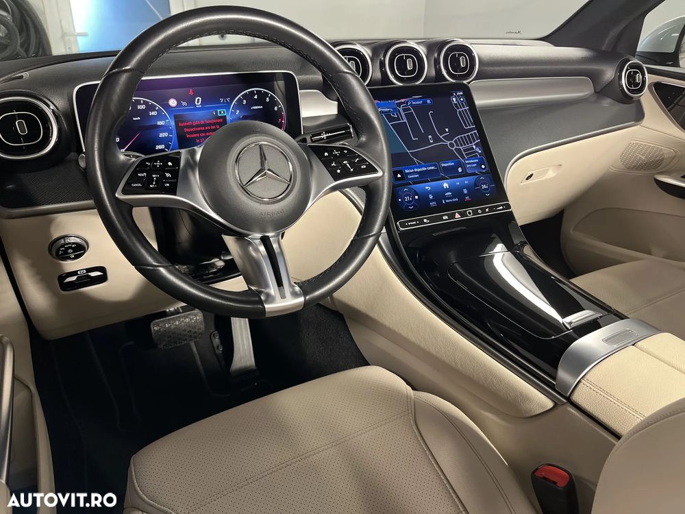 Mercedes-Benz GLC - 12