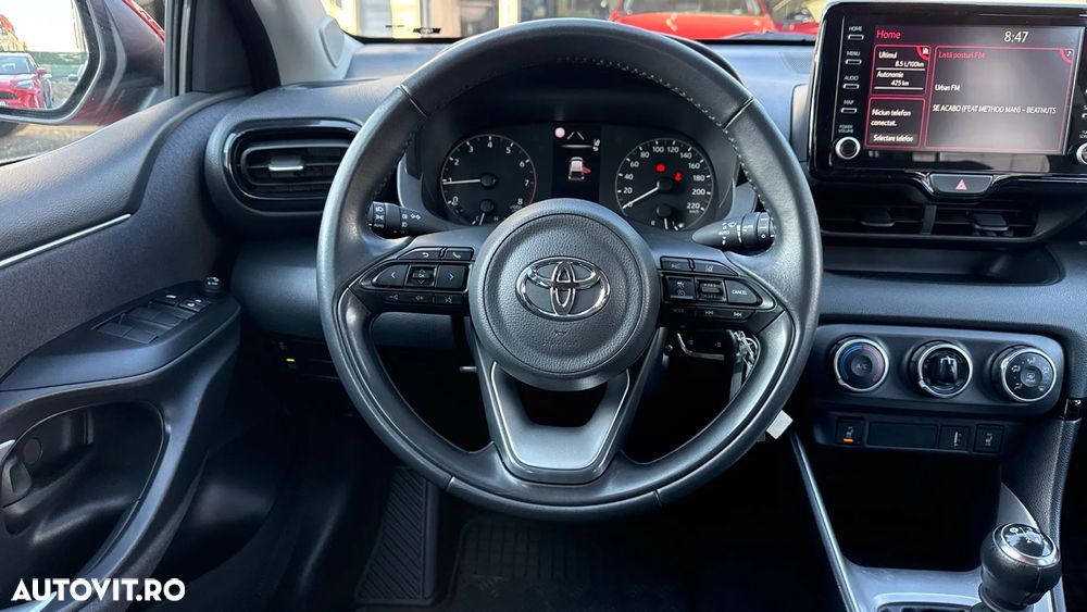 Toyota Yaris 1.5 L Dynamic - 16