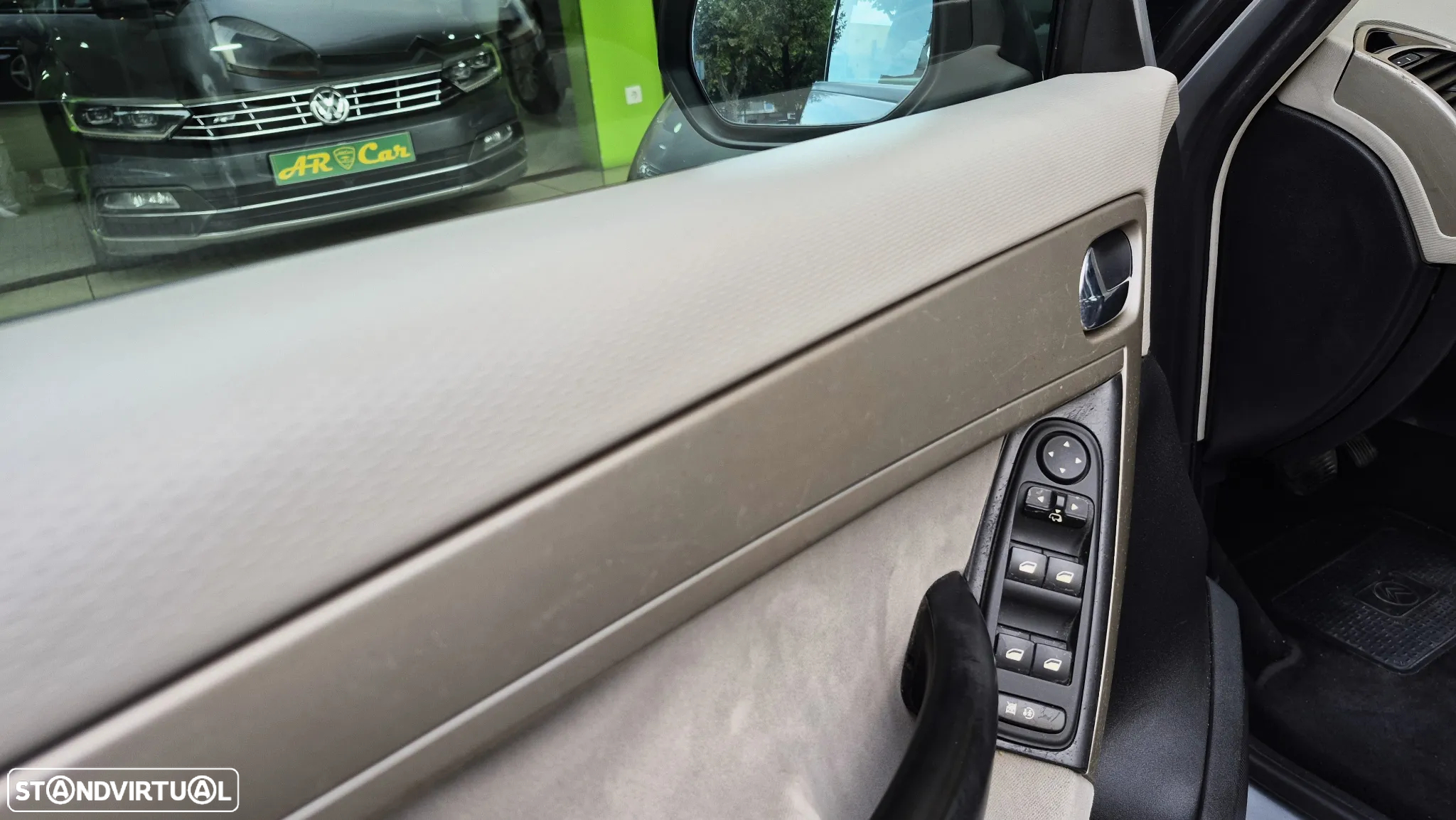 Citroën C4 Picasso 1.6 HDi Exclusive CMP6 - 18