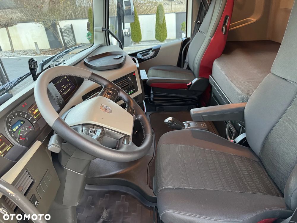 Volvo FH500 4x2, HYDRAULIKA DWUOBWODOWA, 2018 r , SUPER STAN z Niemiec - 29