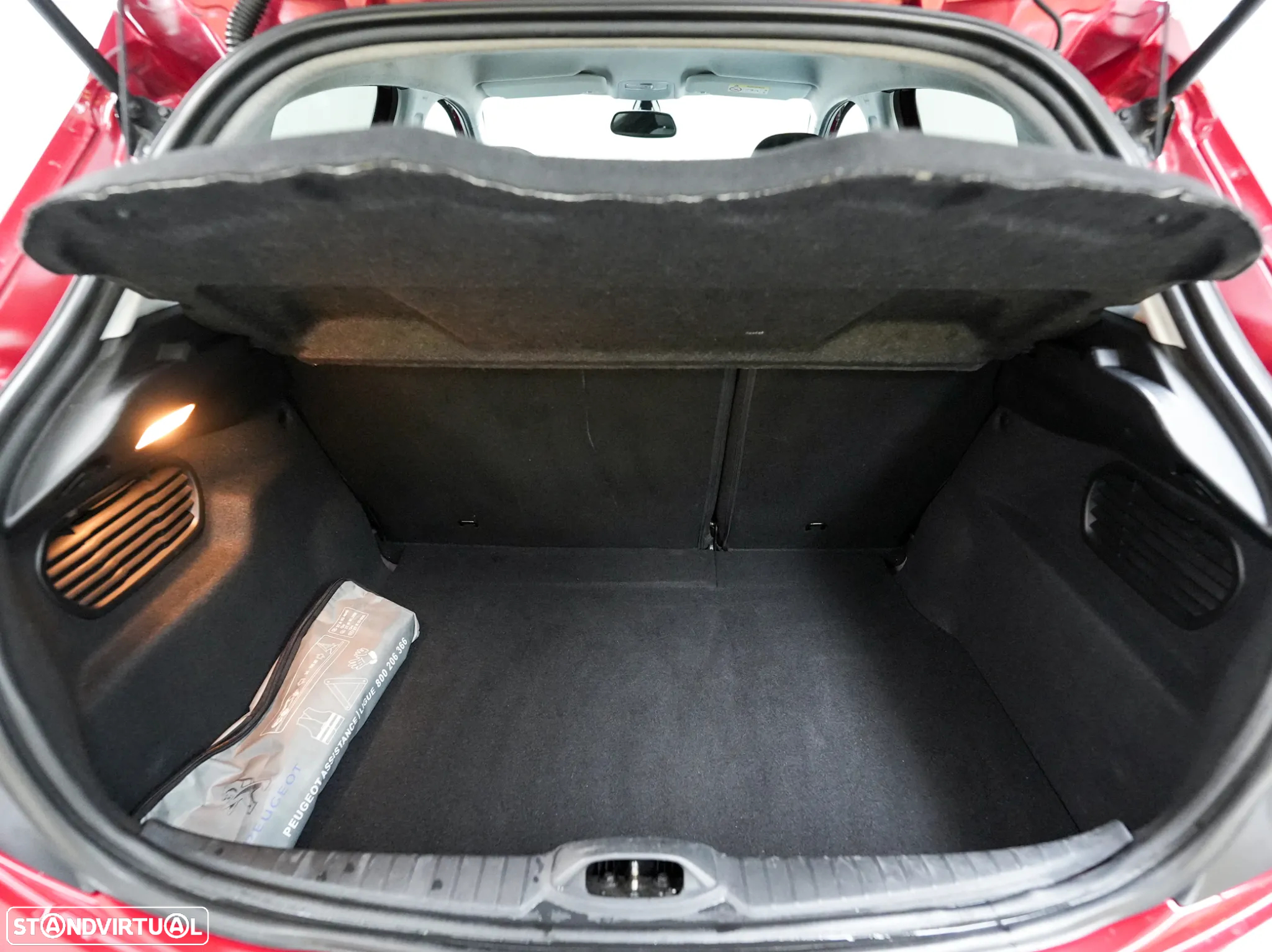 Peugeot 208 1.2 PureTech Style - 14