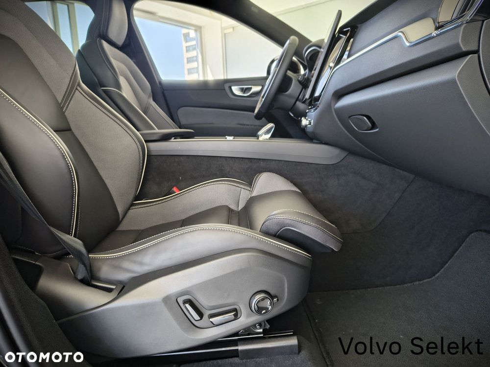 Volvo XC 60 - 22