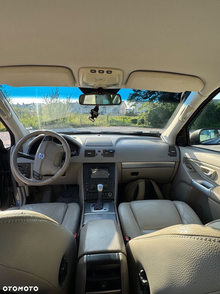 Volvo XC 90 2.4 D5 - 15