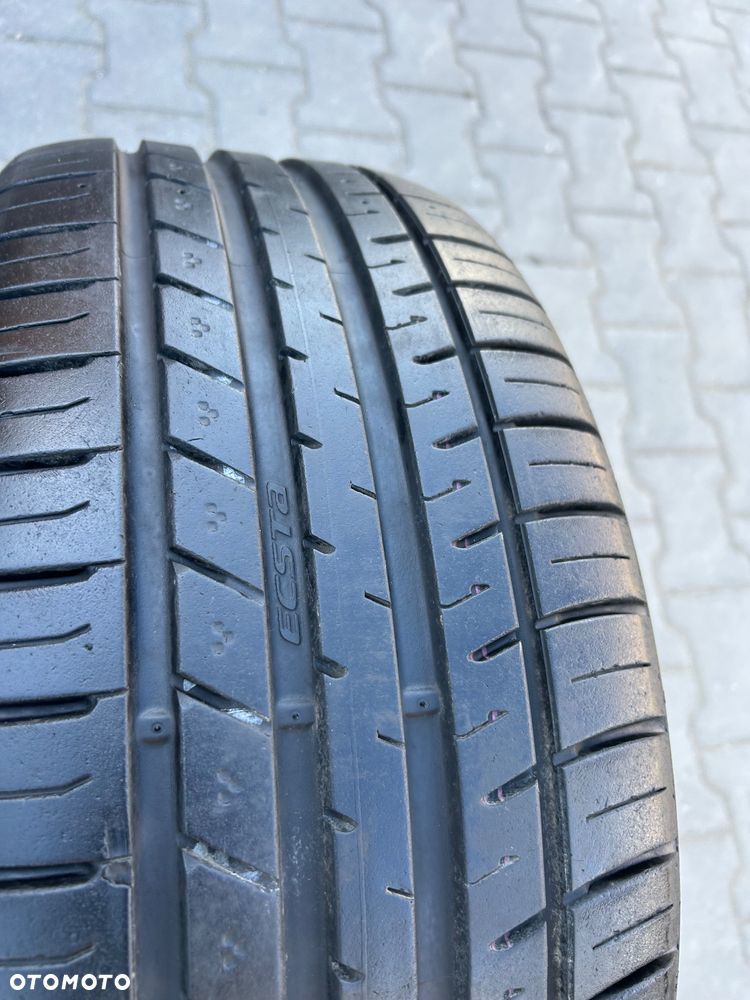 Opony 225 40 R19 kumho letnie komplet 7 mm - 9