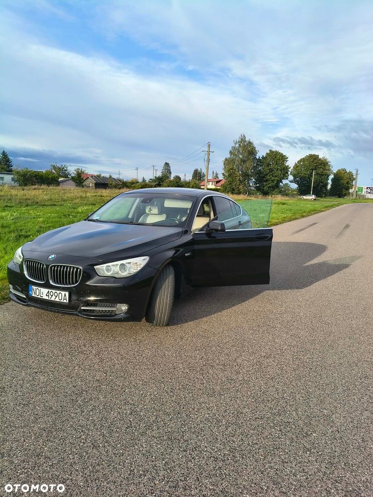 BMW 5GT - 4