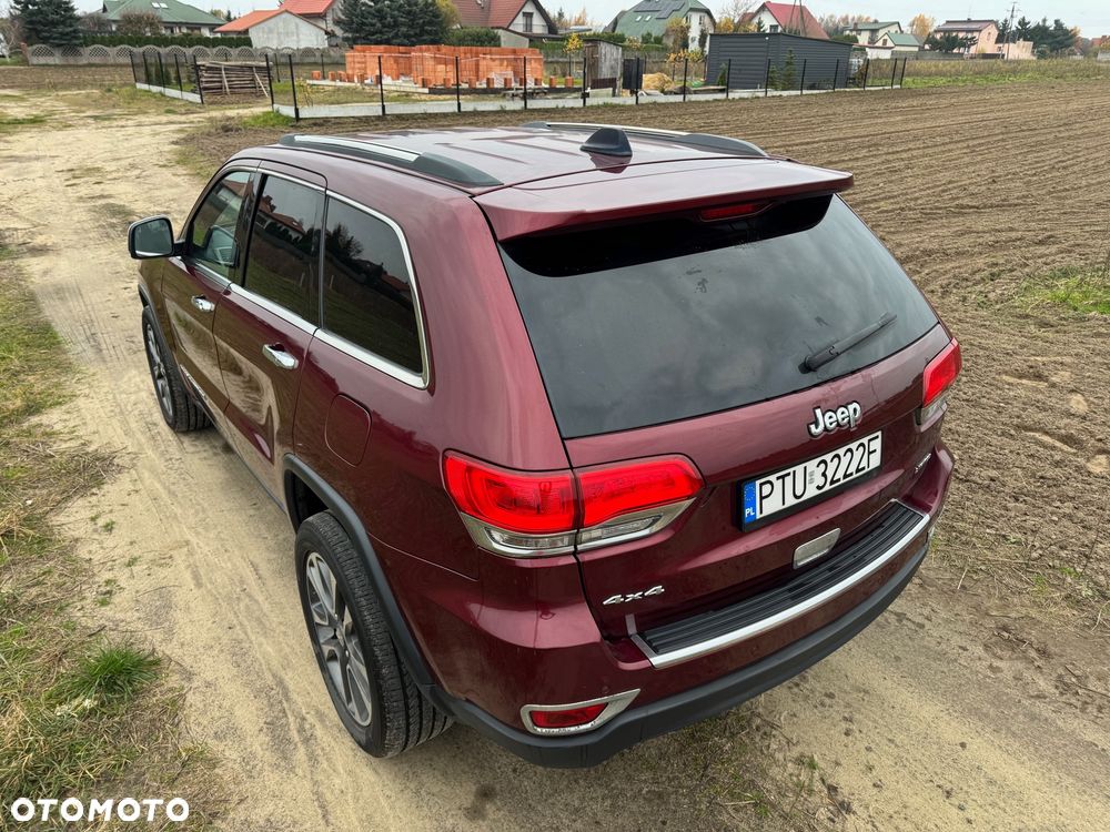 Jeep Grand Cherokee - 27