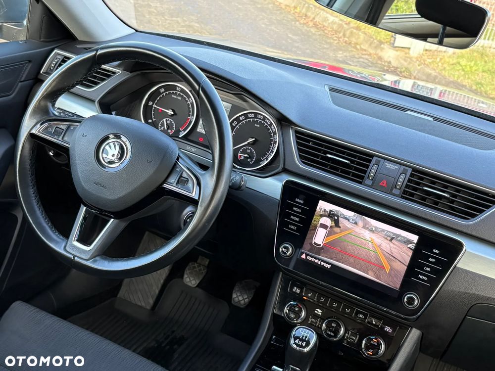 Skoda Superb 2.0 TDI 4x4 Ambition - 14