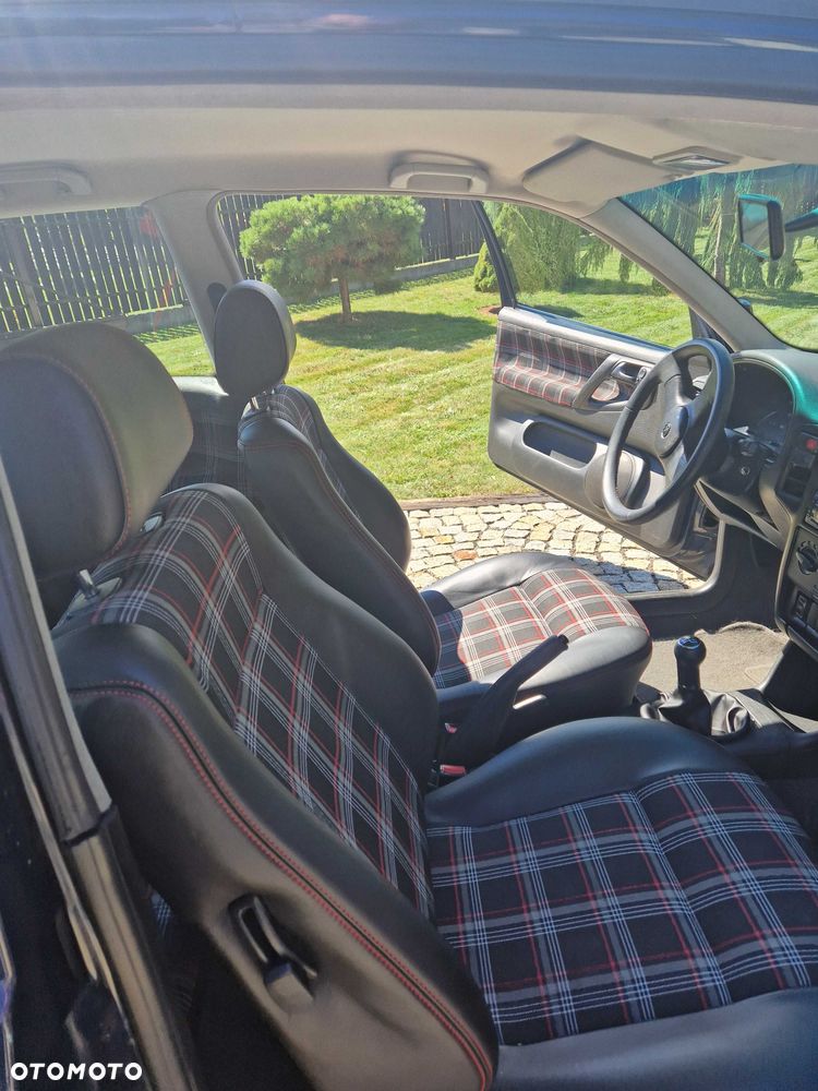 Volkswagen Polo - 6