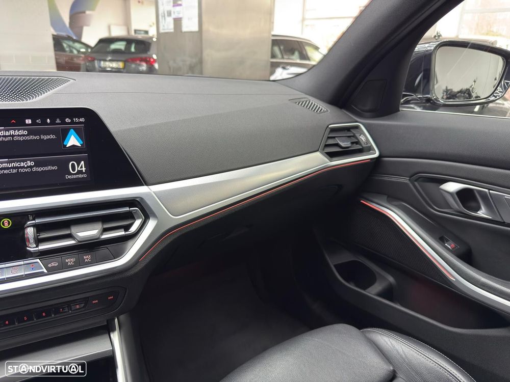 BMW 320 d Touring Line Sport Shadow Auto - 42