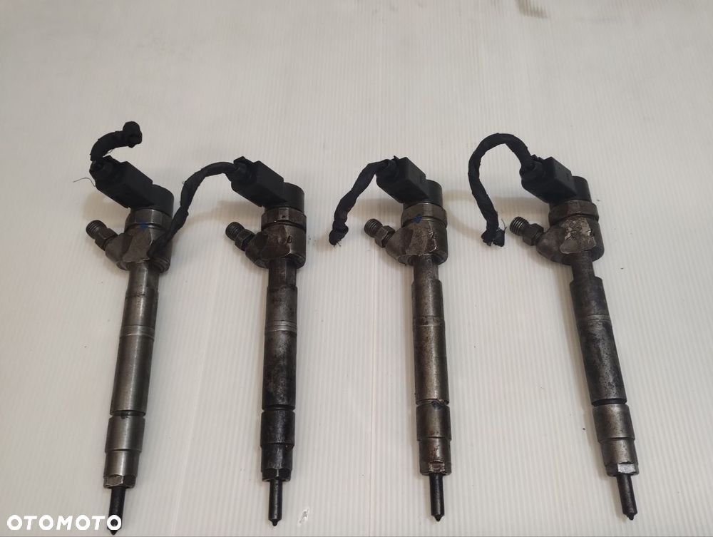 WTRYSK MERCEDES W202  A6110700587 - 8