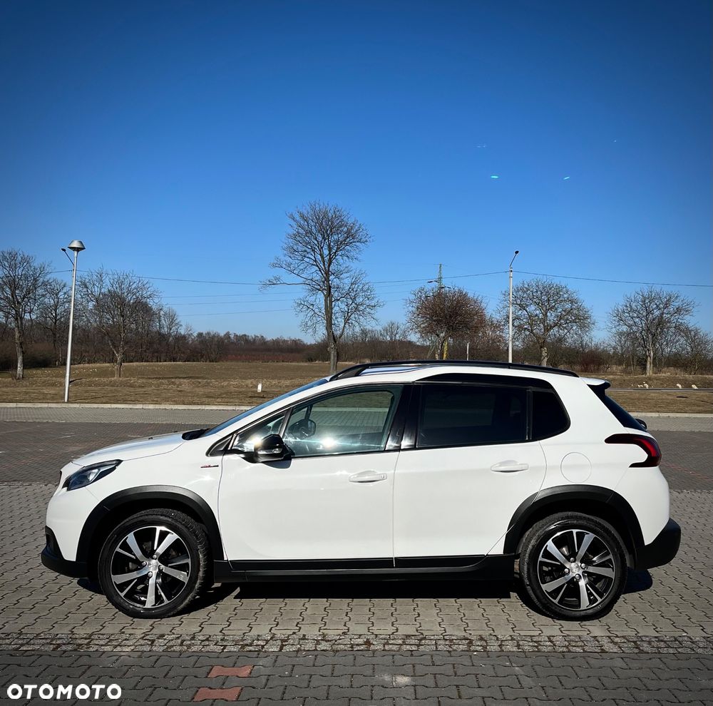 Peugeot 2008 1.6 BlueHDi Style S&S - 5