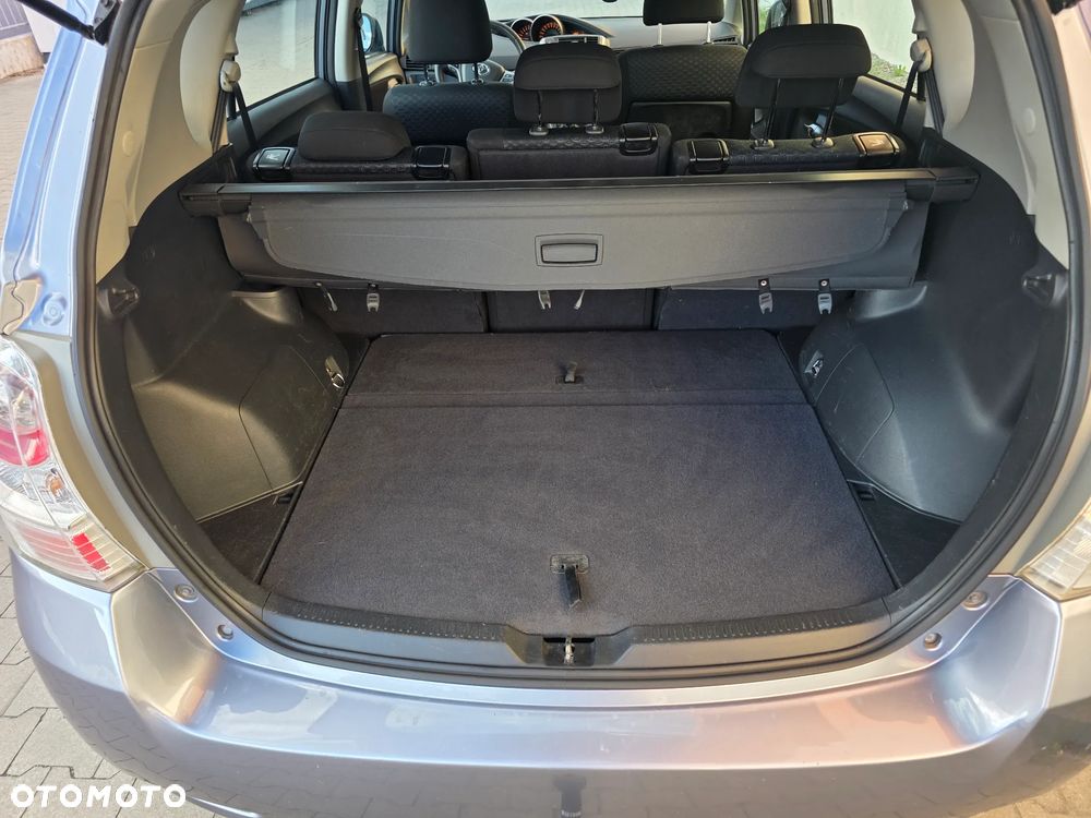 Toyota Verso 1.6 5-Sitzer Comfort - 21
